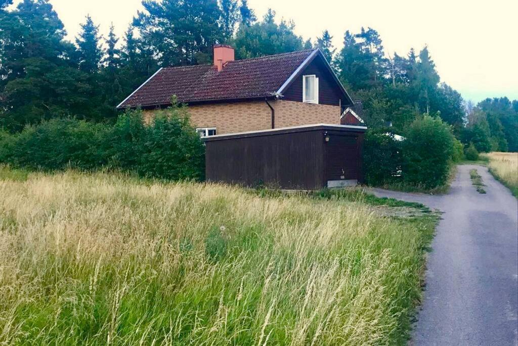 Ferienwohnung The Cozy Little House Motala Exterior foto