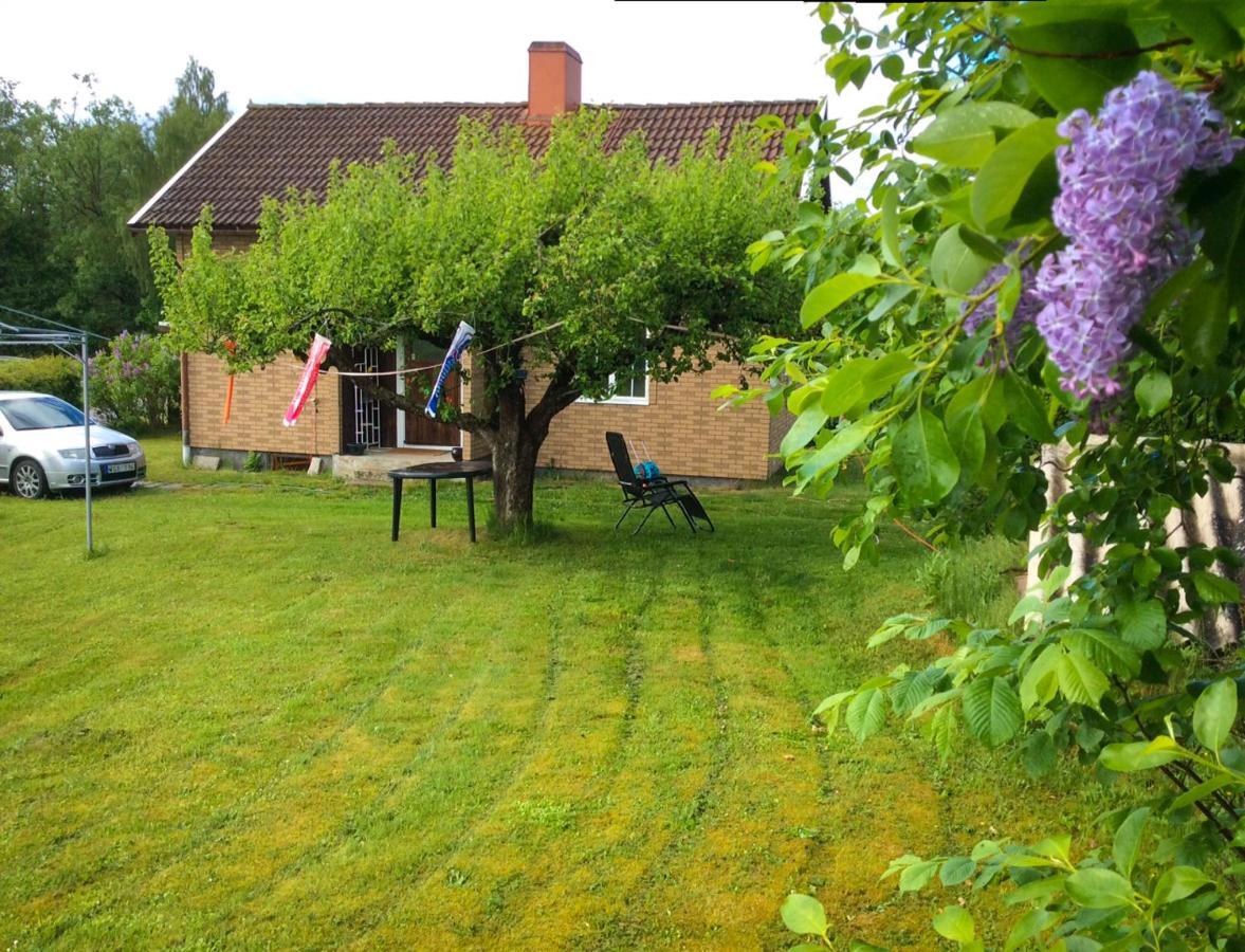 Ferienwohnung The Cozy Little House Motala Exterior foto