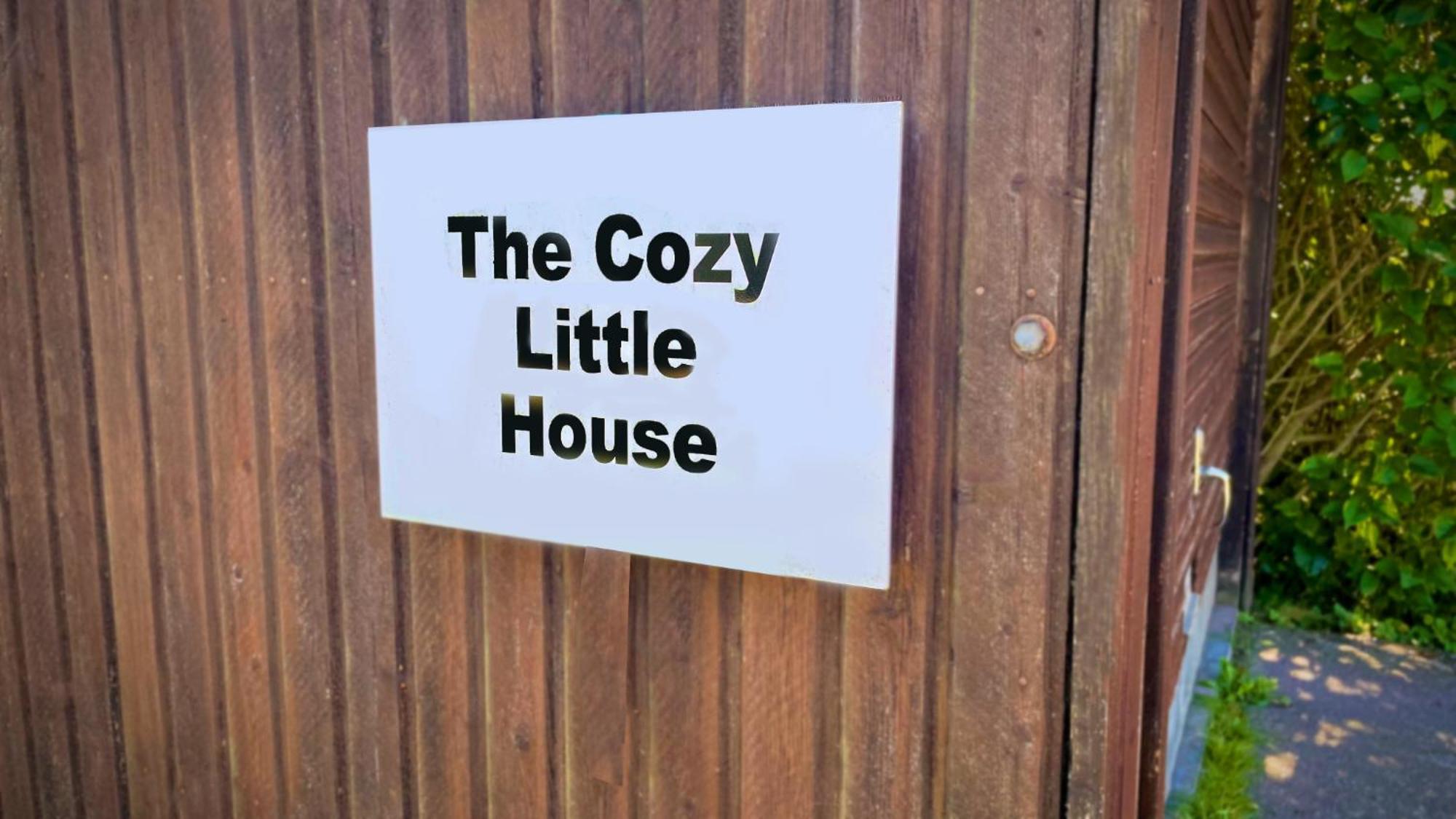 Ferienwohnung The Cozy Little House Motala Exterior foto
